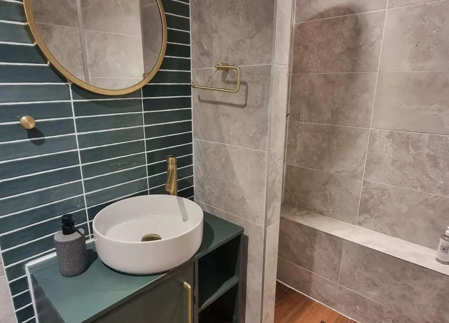 Ovyo Hotel تولوز 4*,